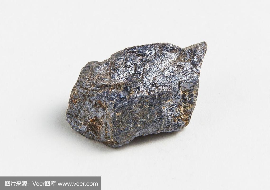 沉默的宝库 金属矿石的视觉叙事
